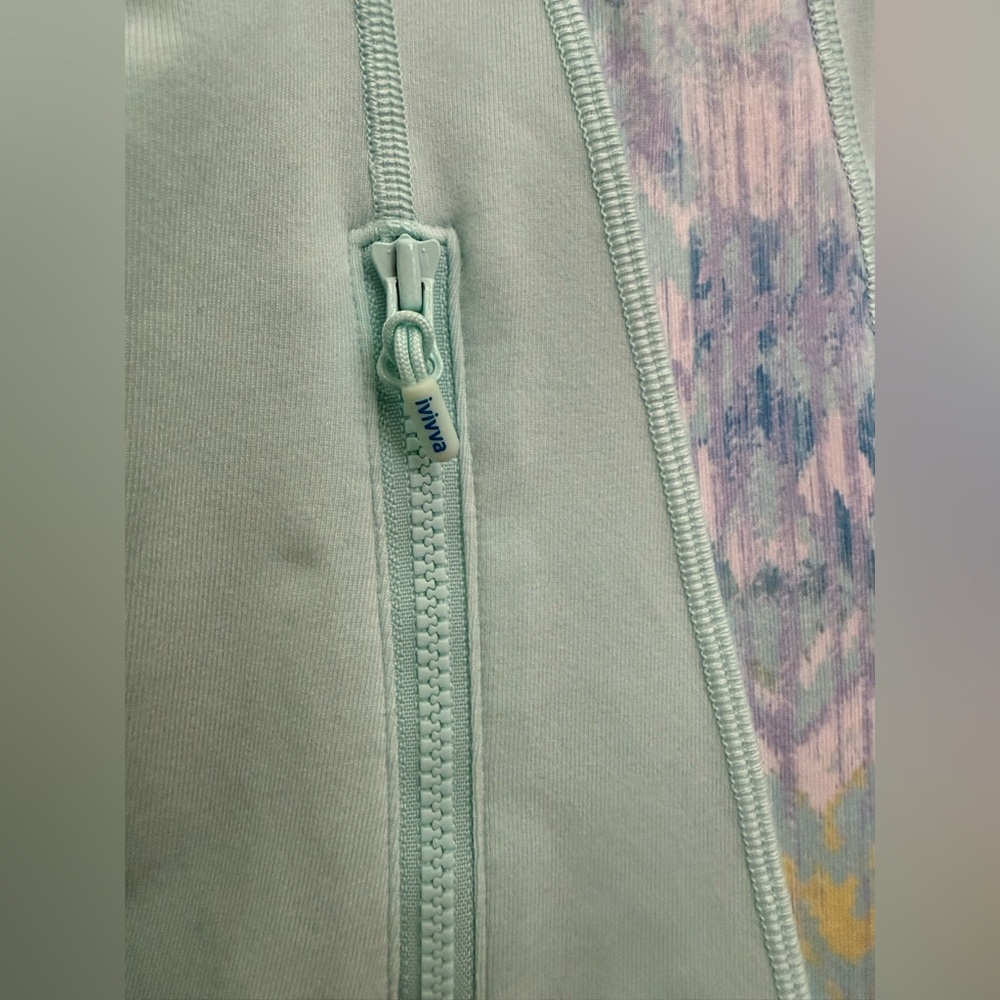 Ivivva Define Jacket - Picture 3 of 6